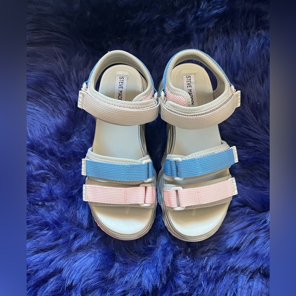 New! STEVE MADDEN Chakra Chunky Platform Sandals - Picture 11 of 15